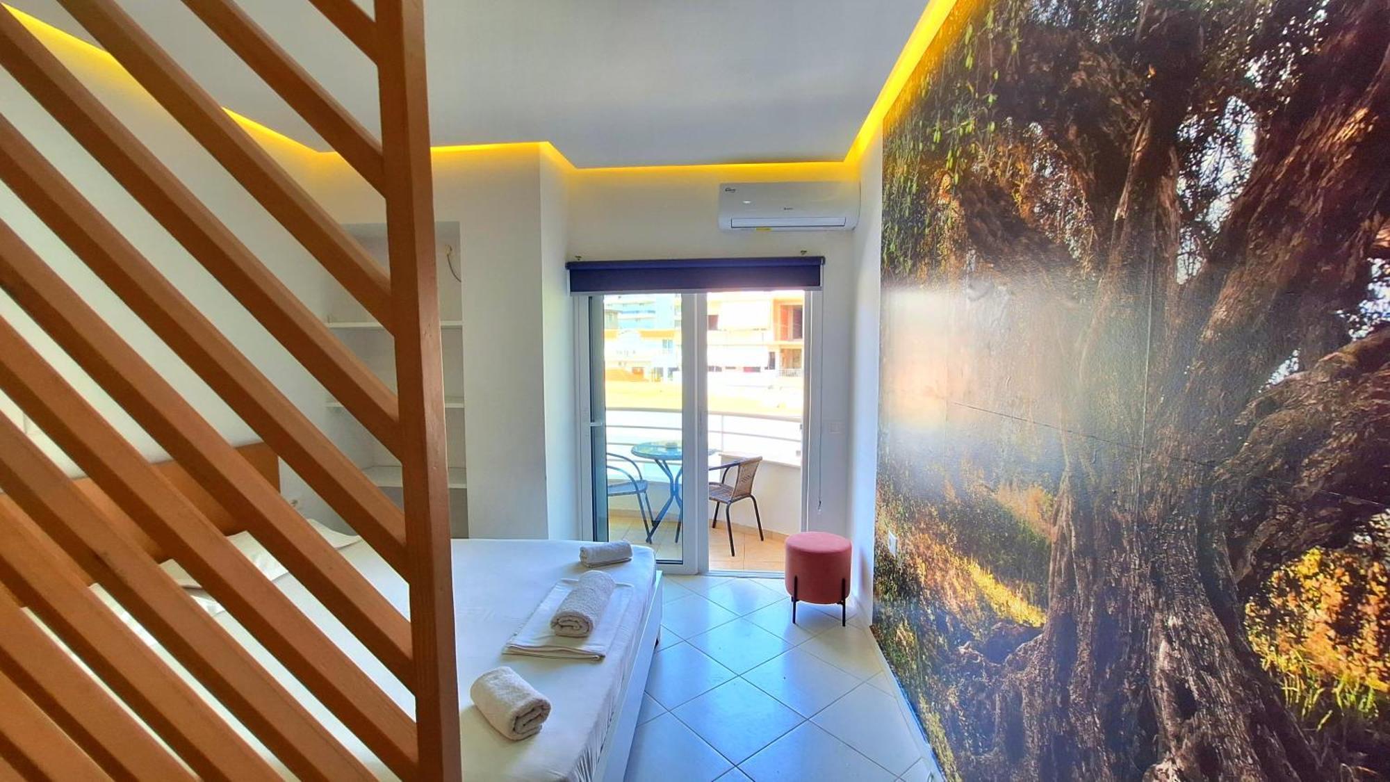 Saranda Promenade Apts Esterno foto