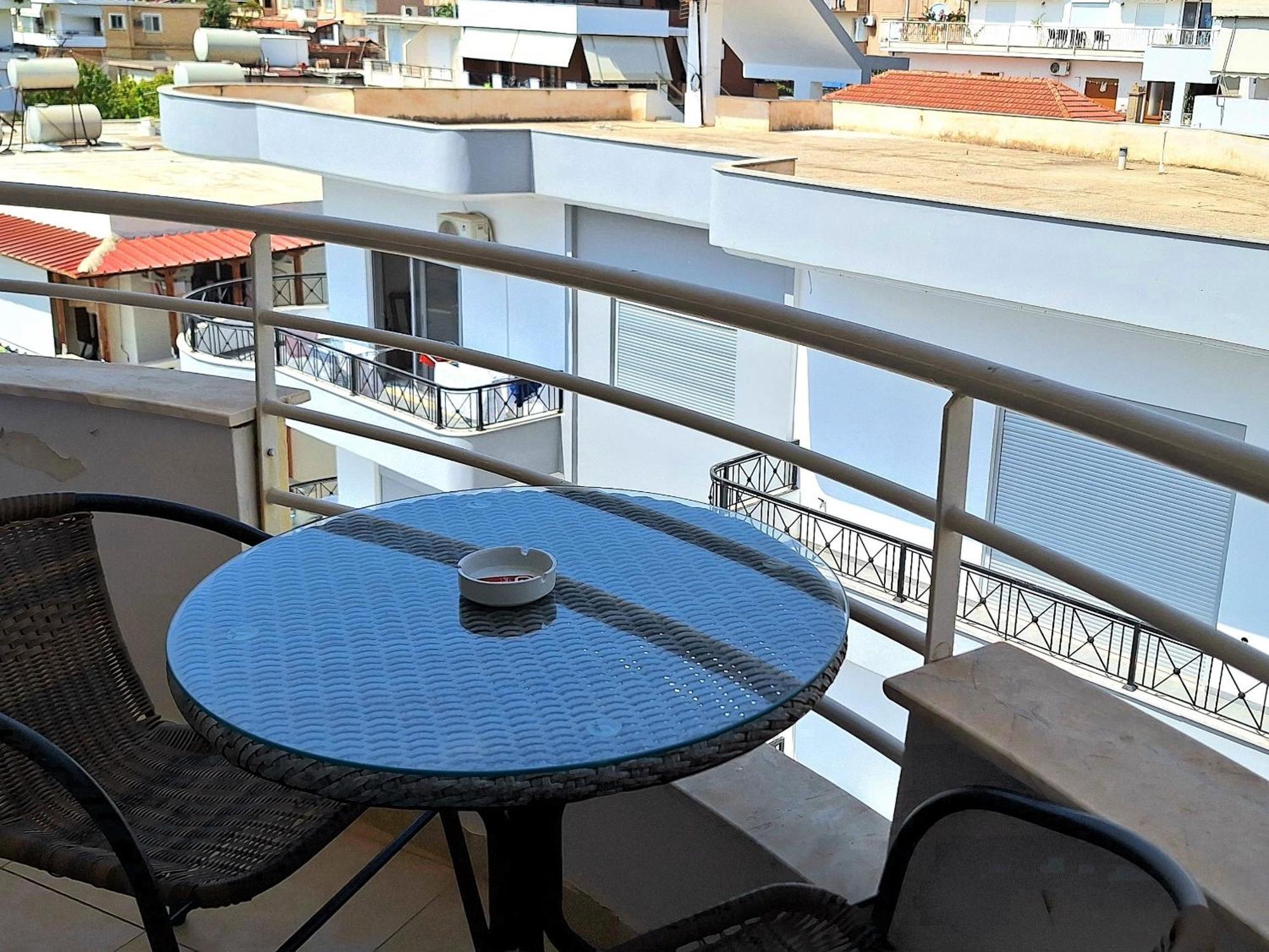 Saranda Promenade Apts Esterno foto
